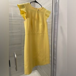 Ann Taylor yellow cap short sleeve dress sheath hook closure on top